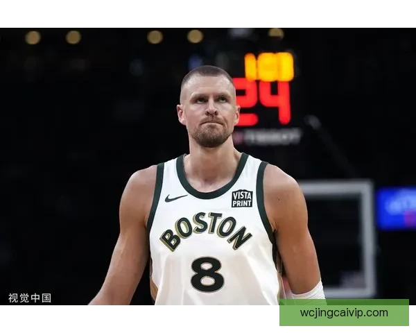 勇士伤兵潮波尔津吉斯罚球时替补席仅剩两人七人缺阵成焦点